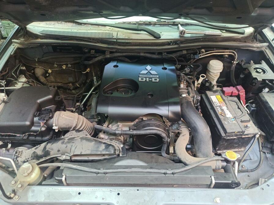 Mitsubishi L200 2013 - 1 REPUESTO USADO/USADA EN DESARME